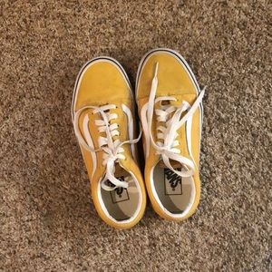 Women’s mustard vans